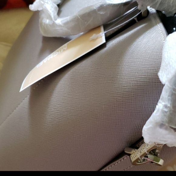 🆕️Michael Kors Greenwich large grab bag🇺🇦 - Picture 2 of 7